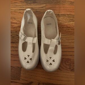 ASOS Women’s White Sz 5 Whimsical Whimsigoth Platform Buckle Shoes